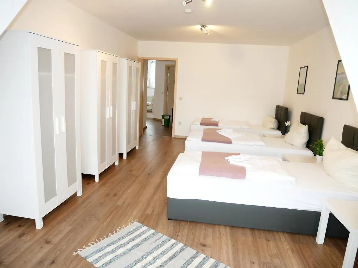 Sunnyhome Monteurwohnungen Und Apartments Nahe Regensburg Nittendorf 0*,  독일
